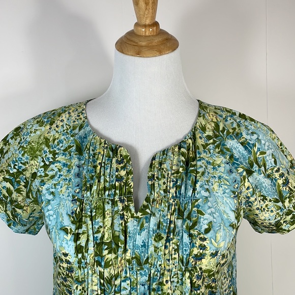 TALBOTS Petites, floral short sleeve blouse , Size P - Picture 2 of 14